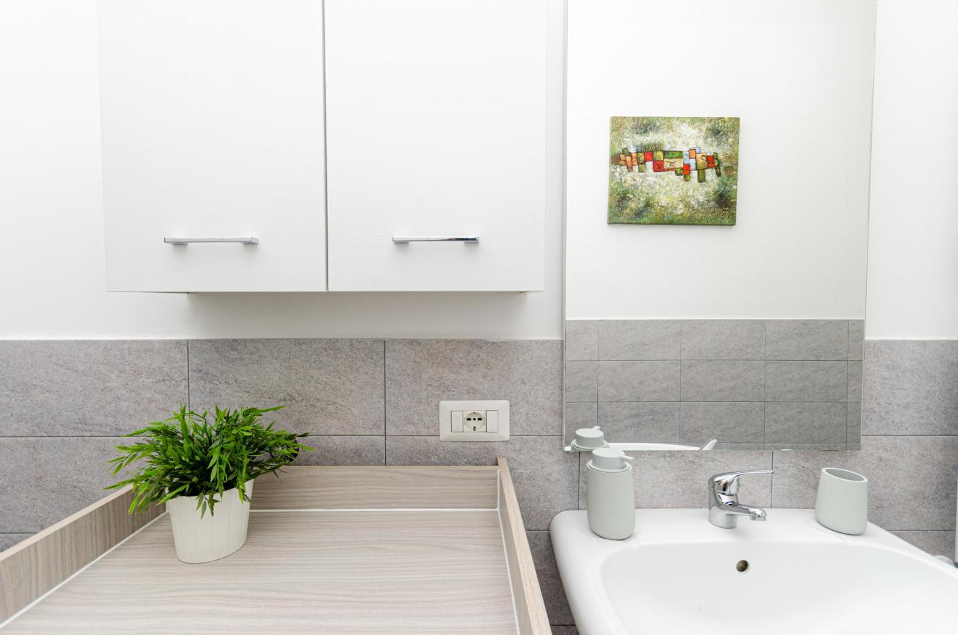 Vivimihome - Crespi House A 3 Minuti Dalla Metro Milano Eksteriør billede